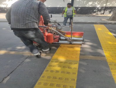 乌鲁木齐乌鲁木齐专业道路划线施工